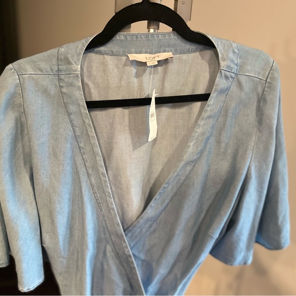 Ann Taylor Light Denim Peplum Wrap Top with Flutter Sleeves - Picture 2 of 4